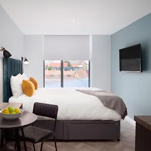 https://aptel-east.cambridgehotelsuk.com