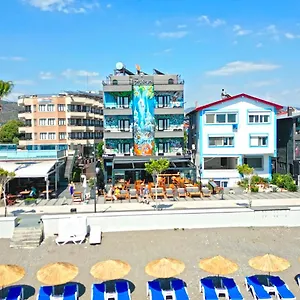 yasemin-hotel.turkeyfethiyehotels.com/